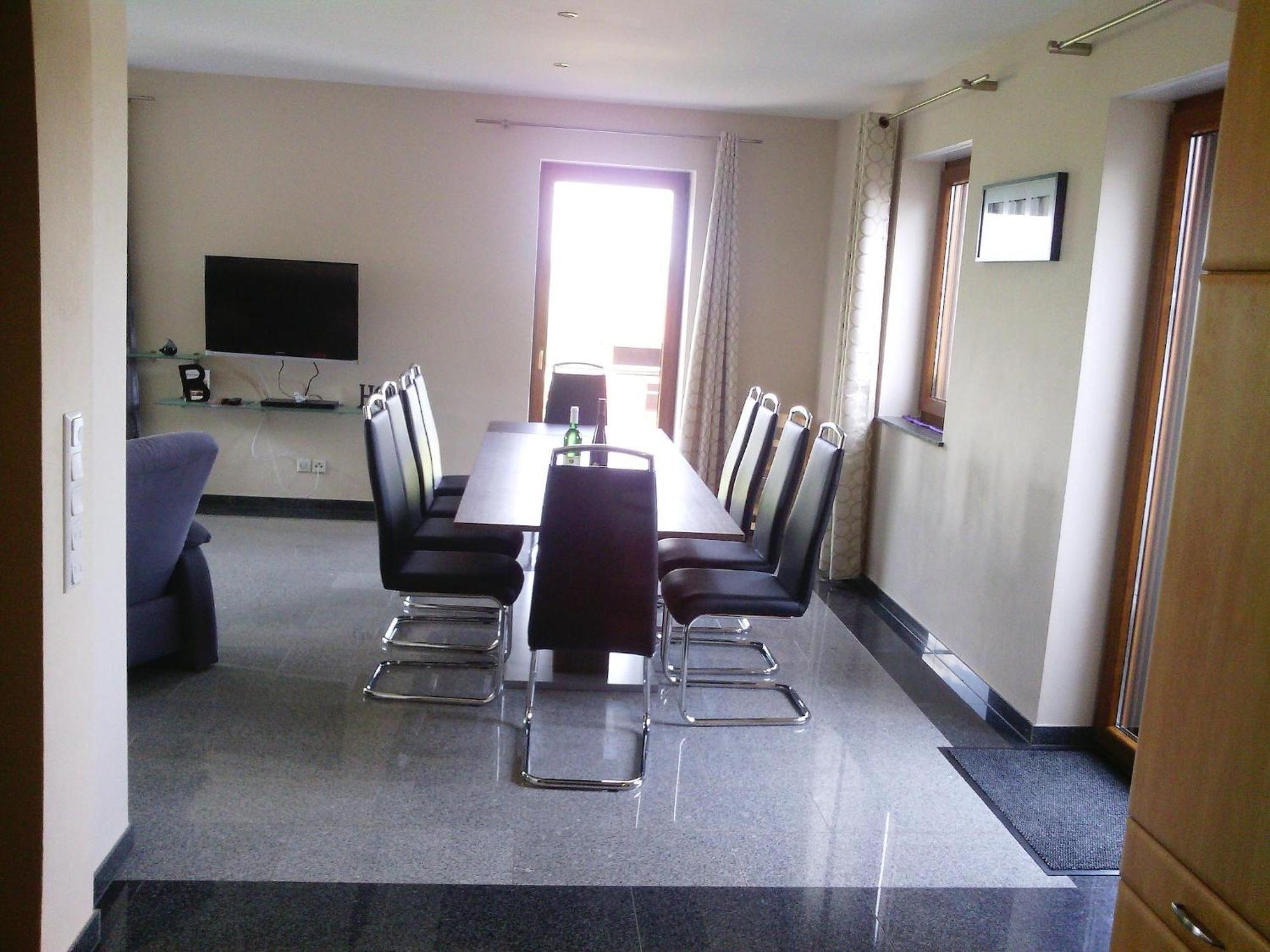 Spacious Mansion In Feuerscheid With Garden 外观 照片